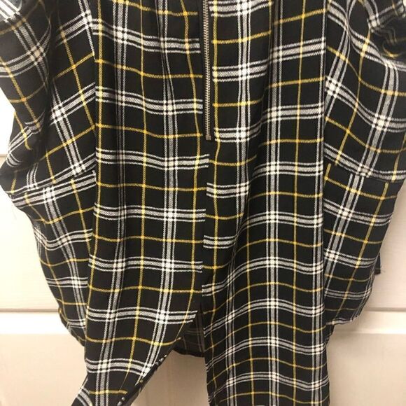 Cute off the shoulder top - Picture 3 of 6